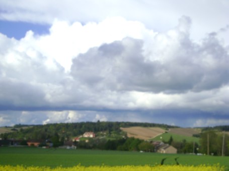 essoyesvillageandhillsinspring