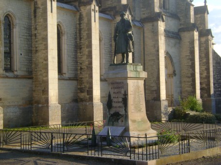 EssoyesEgliseSoldate