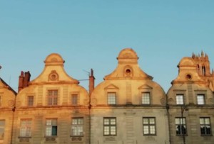 ArrasGoldenLightTownhousesStJeanBaptiste